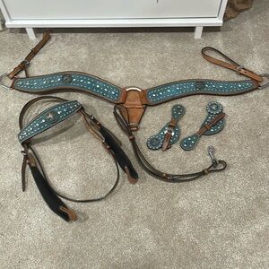 Silver Royal Tough 1 Western Set - New, Never Used